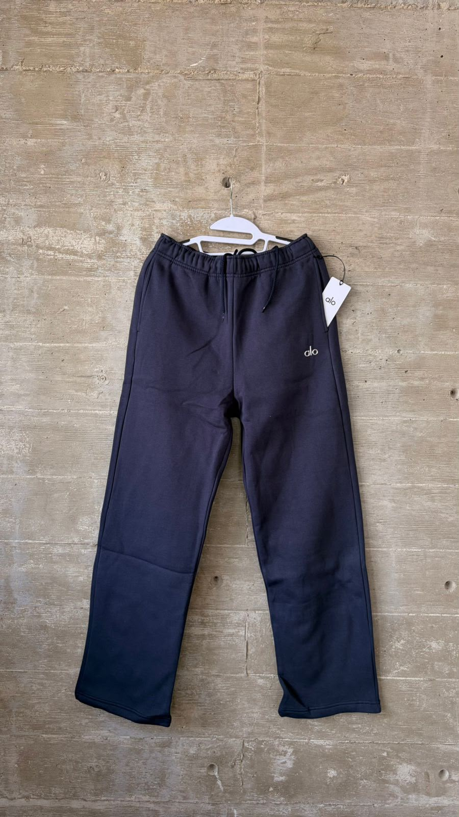 Trouser Pants - Alo Yoga